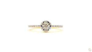 Anillo de Compromiso de Diamantes en Racimo Redondo de Oro Personalizado para Mujer - Product Image 6