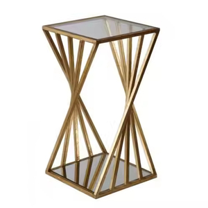 Table ronde à thé et à café Table d'appoint décorative Mobilier d'appoint de salon Table centrale en métal fini or Grand meuble - Product Image 6