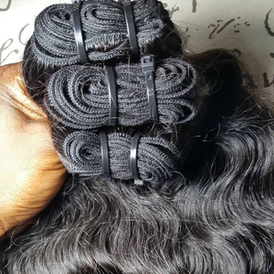 Paquetes de Cabello Rizado Virgen Indio sin Procesar de Alta Calidad al por Mayor, Cabello Remy con Doble Trama a Máquina, Cutícula Alineada, Cabello Crudo 3 en 1 - Product Image 5