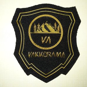 Badges en fil métallique de qualité supérieure, fabrication haut de gamme, avec épingle de sûreté, couleur personnalisée, taille personnalisée, matériau en cuir - Product Image 3