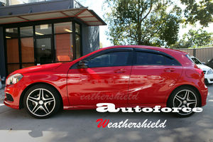 Mercedes-Benz Classe A 5dr Hatchback (W176) 2013-2018 Accessoires extérieurs Fenêtre Porte Visière Pare-soleil Vent Bug Déflecteurs - Product Image 3
