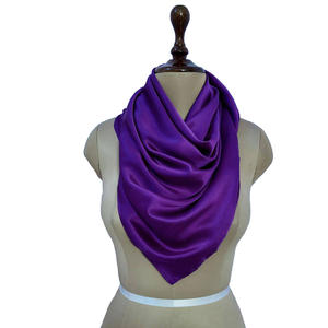 2024 chal de satén personalizado de lujo al por mayor Material de Cachemira pañuelo para mujer bufandas y chales tradicionales diseño personalizado - Product Image 2