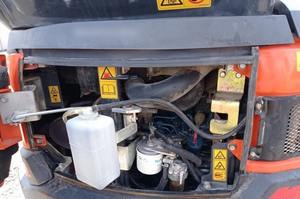 Mini-excavatrice d'occasion Kubota U27-4, 1 à 2 tonnes, diesel, hydraulique, sur chenilles - Product Image 6