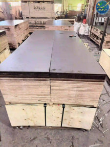 Contrachapado Recubierto de Película Impermeable de Vietnam para Proyectos de Construcción en Dubái, Reutilizable 12 Veces, Encofrado - Product Image 3
