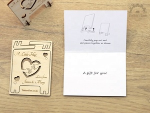 Petite carte d'amour en bois faite à la main, meubles découpés au laser, cadeau personnel des êtres chers, support de boîte de table avec thème de décoration intérieure - Product Image 6