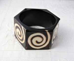 Anneau de serviette unique en bois et résine, décoration de table design, anneau de serviette en tissu pour mariage en gros - Product Image 6