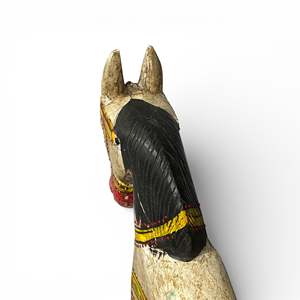 Silla de Madera Pintada a Mano con Forma de Caballo para Bebés y Niños - Product Image 6