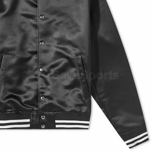 Chaqueta de béisbol con logotipo impreso personalizado Diseño de satén brillante para invierno Chaqueta de satén clásica - Product Image 5