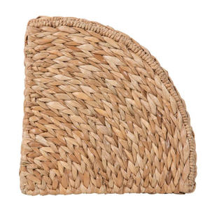 Panier de rangement pour linge en jacinthe d'eau tissé à la main au Vietnam, forme demi-lune, panier de rangement en osier pour ensembles de salle de bain - Product Image 1