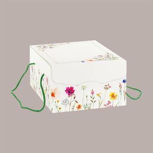 กล่องใส่ดอกไม้ฤดูใบไม้ผลิแบบแข็ง รุ่น Secret Spring Flowers  รักษ์โลก สีขาว 5 ชิ้น ขนาด 335x235 สูง 140 มม. ทำจากกระดาษรีไซเคิล พิมพ์ฟอยล์สี่สี - Product Image 2