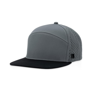 Venta al por mayor Vietnam dos tonos estructurado 6 paneles perforado sombrero ala plana impermeable corte láser agujero personalizado gorra de golf en blanco para el día a día - Product Image 1