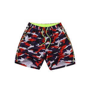 Vente en gros de shorts de bain à séchage rapide pour hommes, taille moyenne, pour entraînement de fitness, shorts de bain pour la plage, motifs imprimés - Product Image 4
