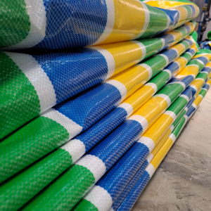 Feuille de bâche PE multicolore super solide et imperméable Nouveau design Feuille de bâche multicolore - Product Image 1