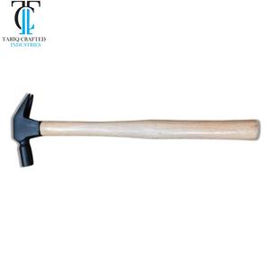 Marteau de ferblantier pour le soin des sabots équestres TARIQ CRAFTED INDUSTRIES - Product Image 1