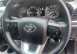 Pick-up diesel Hilux 4x4 dans les voitures d'occasion, pour 2017, 2018, 2019, 2020, 2021, véhicules d'occasion - Product Image 2