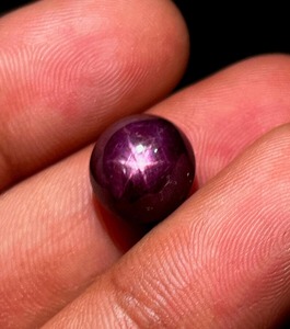 Pierre précieuse en vrac de qualité AA 100% naturelle, rubis et saphir à effet étoile, en forme de cabochon lisse (11x11 mm), 11,90 carats, pierre de naissance - Product Image 5