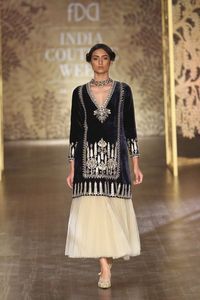 NEW--TRENDY--STUNNING หนัก KURTA กับชุดกระโปรงประดับประดาด้วยลูกปัดแก้วคริสตัล DABKA ทำงานสำหรับงานปาร์ตี้-สวมใส่/แต่งงาน @ 2022 - Product Image 2