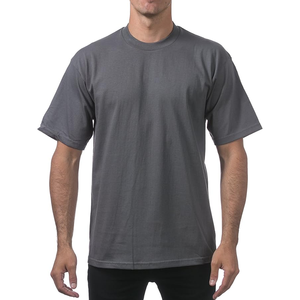 Camiseta extragrande personalizada de alta calidad para hombre, pantalones cortos de verano con estampado liso de tendencia, ropa de moda de talla grande con logotipo - Product Image 1