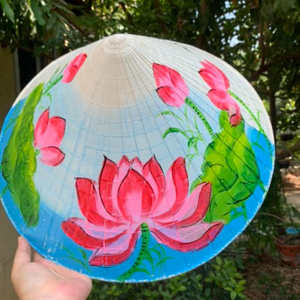 Sombrero de paja cónico tejido a mano | Protección solar en la playa | Moda al por mayor | Material de hoja de palma y opciones personalizadas - Product Image 6