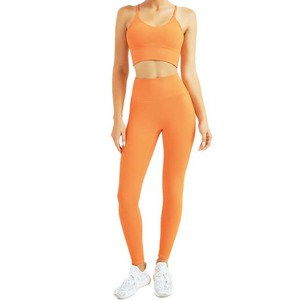 Ropa de gimnasio para mujer, conjunto de entrenamiento de Yoga, pantalones cortos sin costuras de cintura alta, mallas de Yoga, conjuntos de sujetador para mujer - Product Image 1