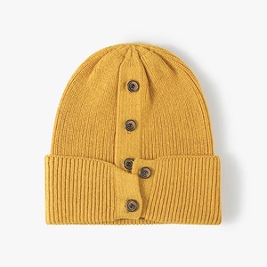 Gorro de lana Polar colorido invierno OEM cálido gorro liso para mujeres y hombres streetwear moda botones gorros de algodón gorros - Product Image 1