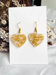 Pendientes de resina epoxi en forma de corazón transparentes personalizados con copos de oro incrustados, joyería romántica hecha a mano ligera para mujer - Product Image 2