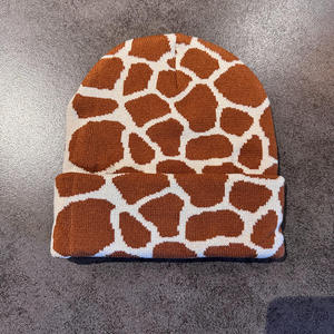 Camuflaje gráfico logotipo personalizado impreso Jacquard Knit Beanie exterior invierno acrílico personalizado Camo alta calidad secado rápido transpirable - Product Image 3