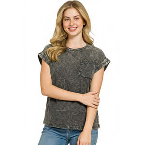 T-shirt Vintage con Lavaggio Minerale, 100% Cotone Tessuto, Comoda ed Elegante - Product Image 2