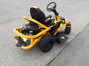 Vente en gros de tondeuse autoportée à braquage zéro Cub Cadet XZ6 S 117 pour la coupe de l'herbe - Product Image 4