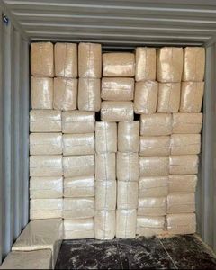 Premium Quality <b>Pine</b> Wood Shavings Good Quality Clean Dry High Absorbent Bulk Supply US Manufacturer 2 Year <b>Shelf</b> Life - Product Image 3