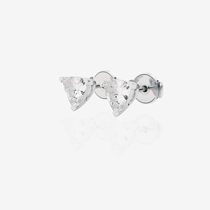 Boucles d'oreilles clous en moissanite certifiée taille Trillion, or 18 carats - Accessoire de luxe haut de gamme - Product Image 5