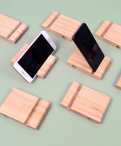 Soporte de Madera para Teléfono Móvil de la Mejor Calidad, para Uso en Oficina, Soporte de Madera de Calidad Superior para Teléfono Celular, Hecho en India - Product Image 6