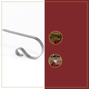 ที่แขวนของดีไซน์เกล็ดหิมะสีขาวดีไซน์น่าชื่นชมสำหรับงานคริสต์มาสและงานอื่นๆ - Product Image 4