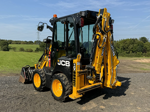 รถตักล้อยาง JCB 1CX Stage 5 รุ่นมินิแบคโฮ ราคาโรงงาน รถตักล้อยาง JCB 1CX มินิแบคโฮ มีสินค้าในสต็อก พร้อมจัดส่ง - Product Image 2