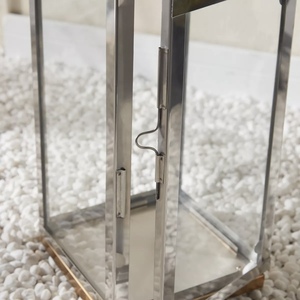 Lanterne porte-bougie en métal bicolore or et argent, dernière collection 2026, décorations de luxe pour le Ramadan, Noël et la maison - Product Image 3