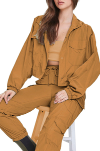 Conjunto Deportivo Elástico de Chaqueta y Pantalones Cortavientos Reflectantes de Nailon para Mujer, con Cremallera Completa, Hecho a Medida, Fácil de Usar, Verano 2026 - Product Image 3