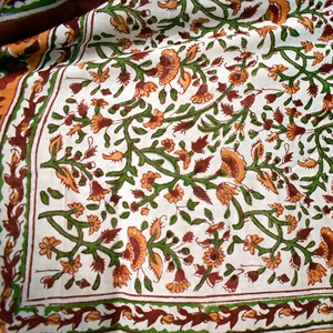 Foulards en coton imprimés personnalisés Tissu léger et respirant pour toutes les saisons Foulard en coton multicolore à la mode Tenues enveloppantes douces - Product Image 5