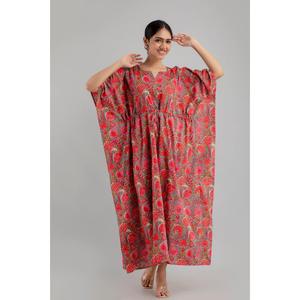 Robe longue ethnique en coton pur à imprimé floral rose - SHKUP1249 - Décontractée - Grande taille (XS à XL) - Longueur genou - Vêtements ethniques de jour ODM - Product Image 1