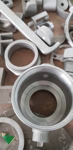 Service de coulée de fer ductile de fonderie du Vietnam GG 40.3 pour la soudure sur des composants de bride OEM FCD550 approvisionnement en coulée de métal - Product Image 5