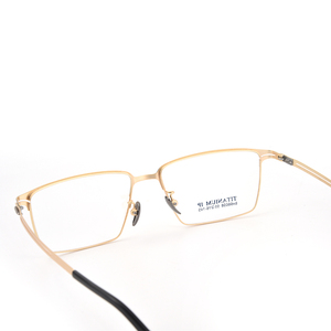 Vente en gros de montures de lunettes assorties à bas <span class=keywords><strong>prix</strong></span> Montures de lunettes en <span class=keywords><strong>verre</strong></span> classiques mixtes en métal - Product Image 4