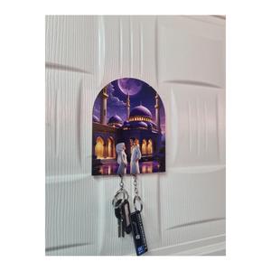Portachiavi in legno e appendiabiti con moschea e figure di donna e uomo - Product Image 3