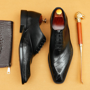 Nouvelles chaussures habillées tendance pour hommes, chaussures habillées en cuir véritable pour hommes, chaussures de bureau pour hommes de haute qualité - Product Image 2
