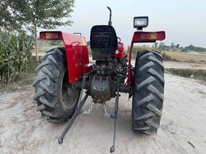 Tracteur Massey Ferguson 240 à vendre, machine agricole durable, efficace et fiable pour le travail du sol, le jardinage et l'agriculture - Product Image 5