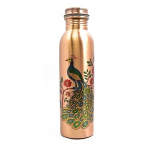 Botella de cobre martillada a mano de primera calidad con diseño tradicional para una vida ecológica sostenible y un almacenamiento de agua saludable - Product Image 5