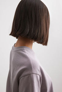 T-shirt court uni coupe carrée pour femmes 100% coton longueur de coupe courte Streetwear décontracté haut ample Logo personnalisé OEM fournisseur d'usine - Product Image 3