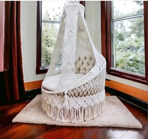 Cadeau d'une balançoire, balançoire en macramé de jardin, chaise à bascule en macramé, balançoire de patio en macramé, double en macramé, cadeau, cadeau balançoire - Product Image 3