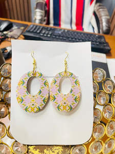 Nuevos pendientes de flores de moda exagerados, joyería Vintage, pendientes de tuerca acrílicos de pétalos de resina de colores geométricos grandes para mujeres de FWE - Product Image 5