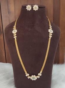 Chaînes en or poli de haute qualité en moissanite pour femmes, parfaites pour les tenues de soirée, les tenues décontractées, complètent les tenues ethniques et modernes - Product Image 6