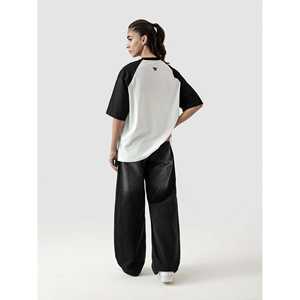 เสื้อเจอร์ซีย์โอเวอร์ไซส์สีดำจาก GRVY Institute คุณสมบัติระบายอากาศได้ดี - Product Image 1