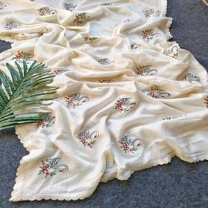 Sari VASTRA COTTAGE Pure Kota Doriya con bordado de cisne, borde calado y blusa roja bordada en contraste. - Product Image 4